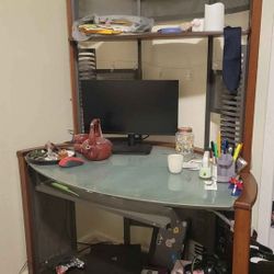 Desk : WOOD AND GLASS, MEASUREMENTS ON PICS 