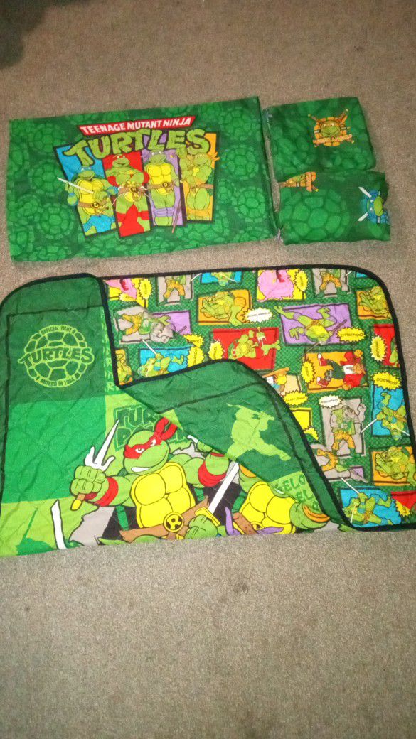 Brand New  Crib/Toddler Bedding Set:  TMNT Ninja Turtles 