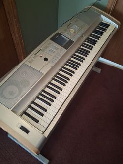 Yamaha Keyboard