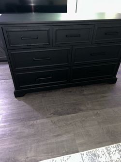 Black Dresser