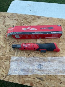 Milwaukee cordless Brushless fuel M12 1/4 Ratchet tool only