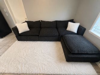 Beautiful modular sectional