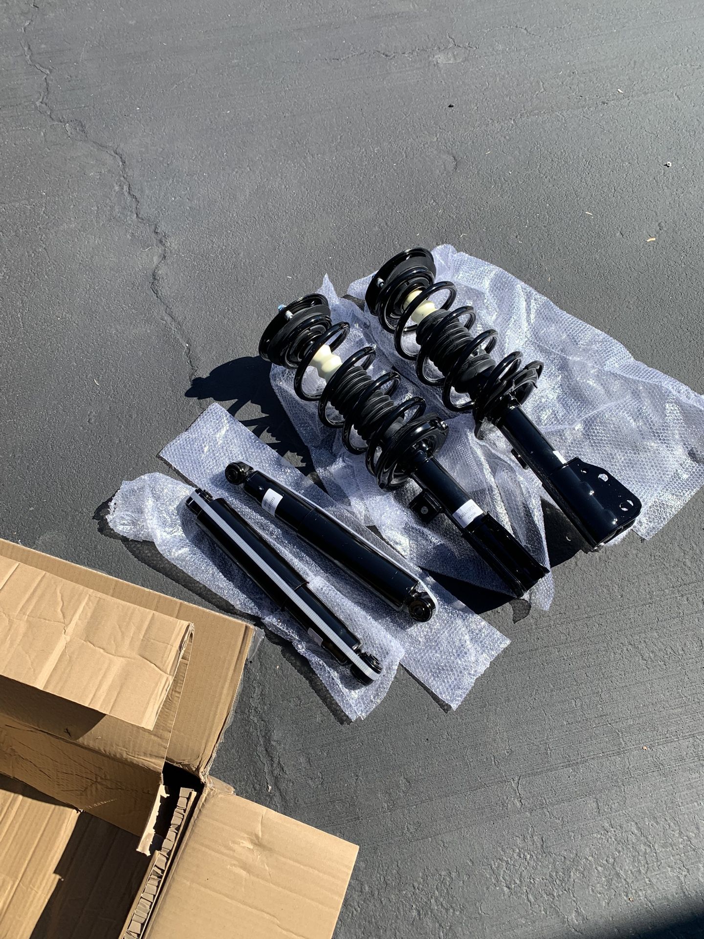 4pcs For Chevrolet Equinox For GMC Terrain Front Complete Struts & Rear Shocks