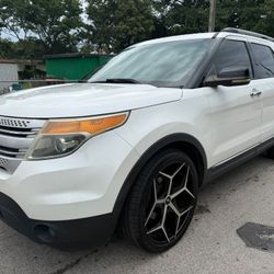 2011 Ford Explorer Slt