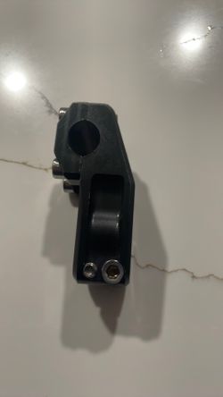 Black throne stem