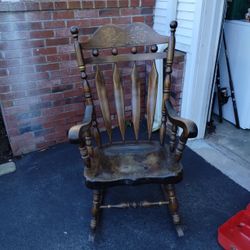 Old Fashion Solid Wood Rocking Chair