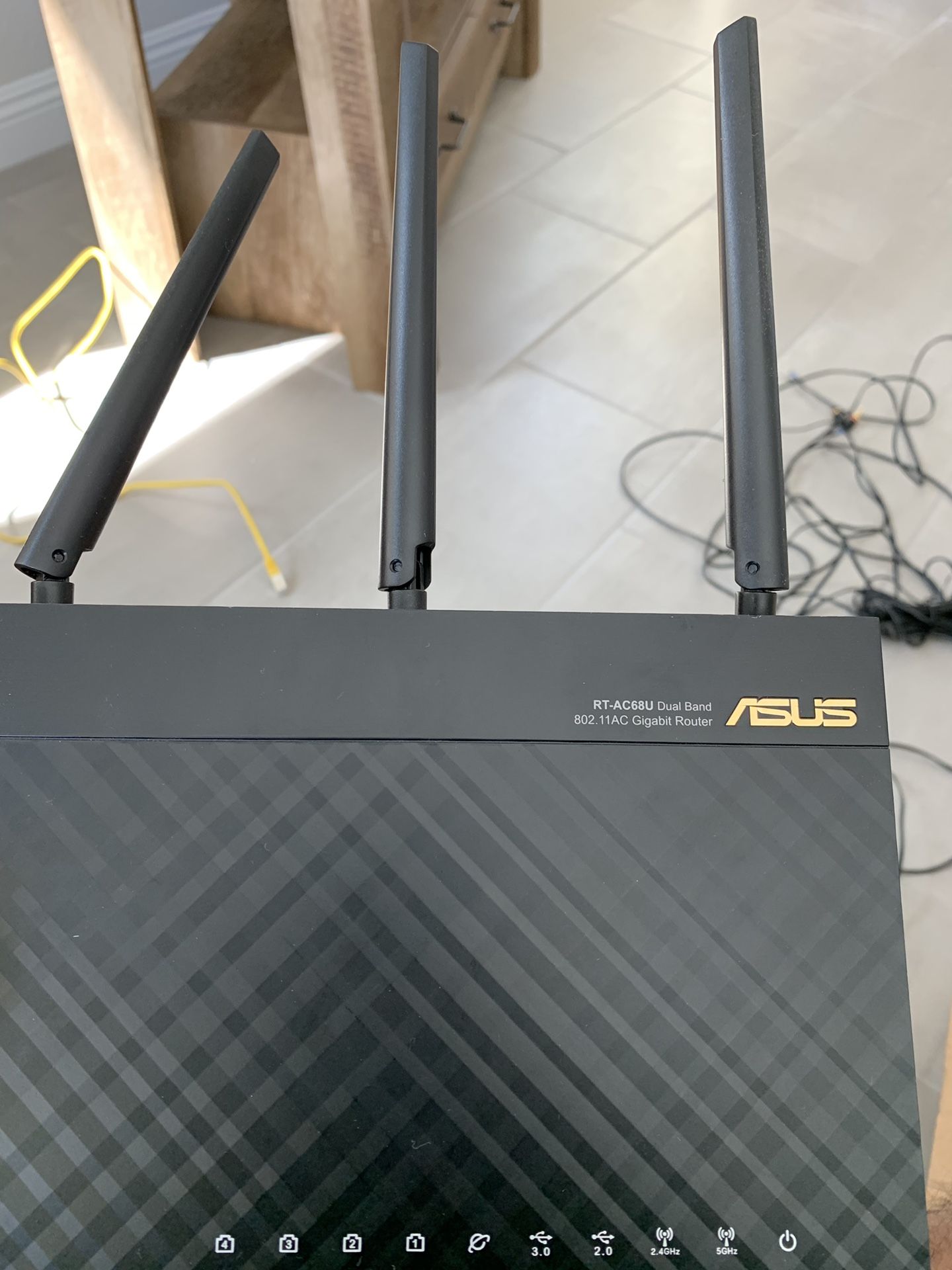 Asus POWERFUL WiFi router