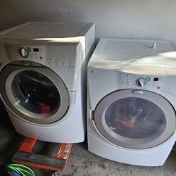 Whirlpool Duet Washer And Electric Dryer-LIKE NEW!!