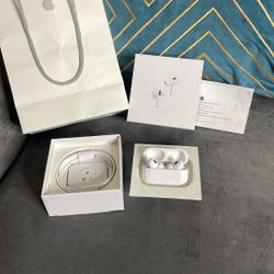 AirPods Pro 2 Type-C Charging 