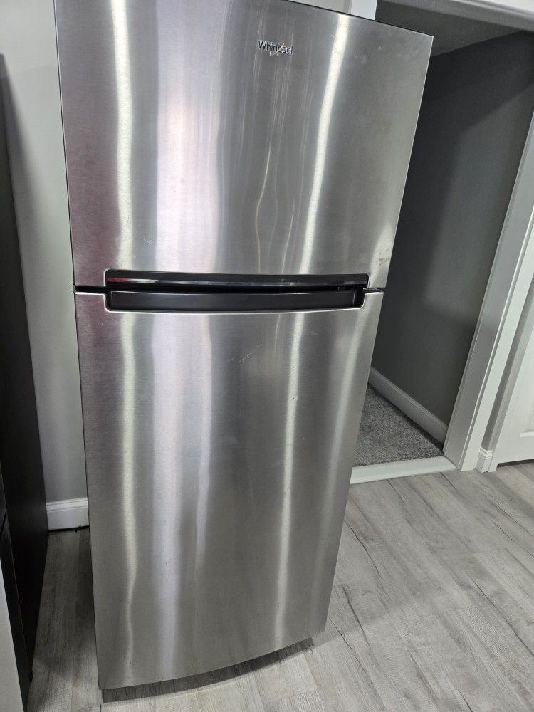 Whirlpool Refrigerator