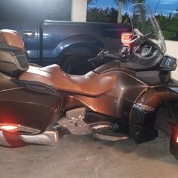 2013 Can am Rt limited