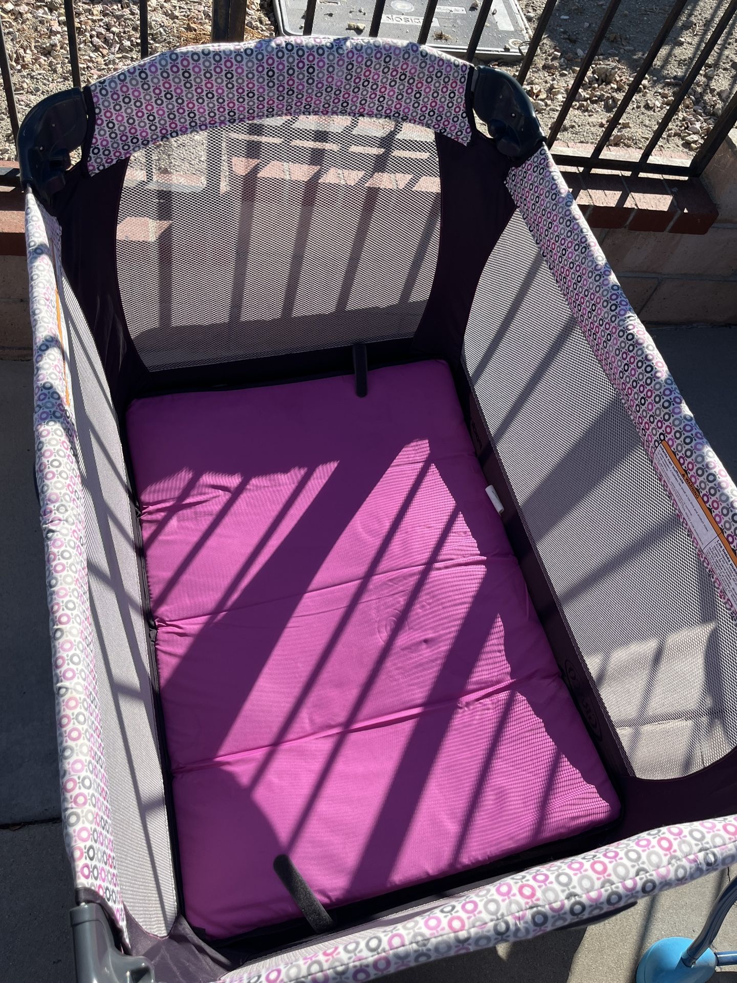 Girls Play Pen