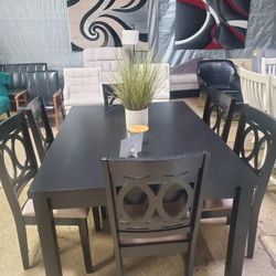 7 Pc Dining Set With Black Table With Storage