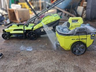 Ryobi Wet N Drry Vac 