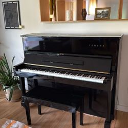Yamaha Piano