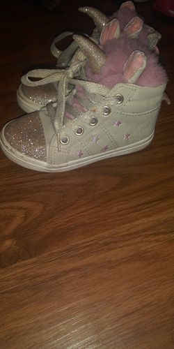 Lil girls size 7