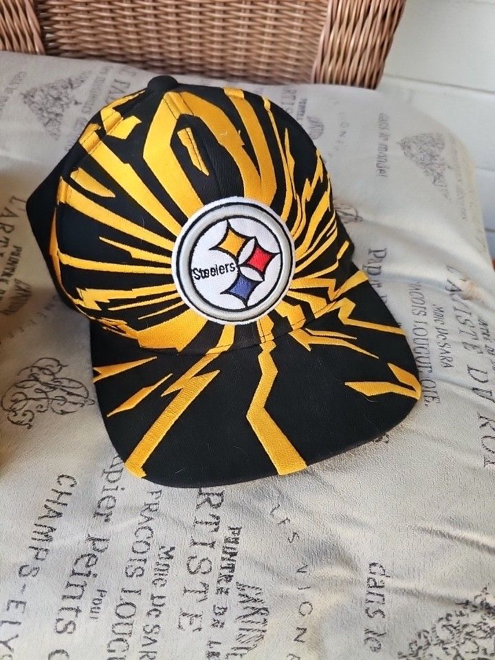 Vintage Steelers Hat mitchell and ness shockwave snapback NFL Black&Yellow Used