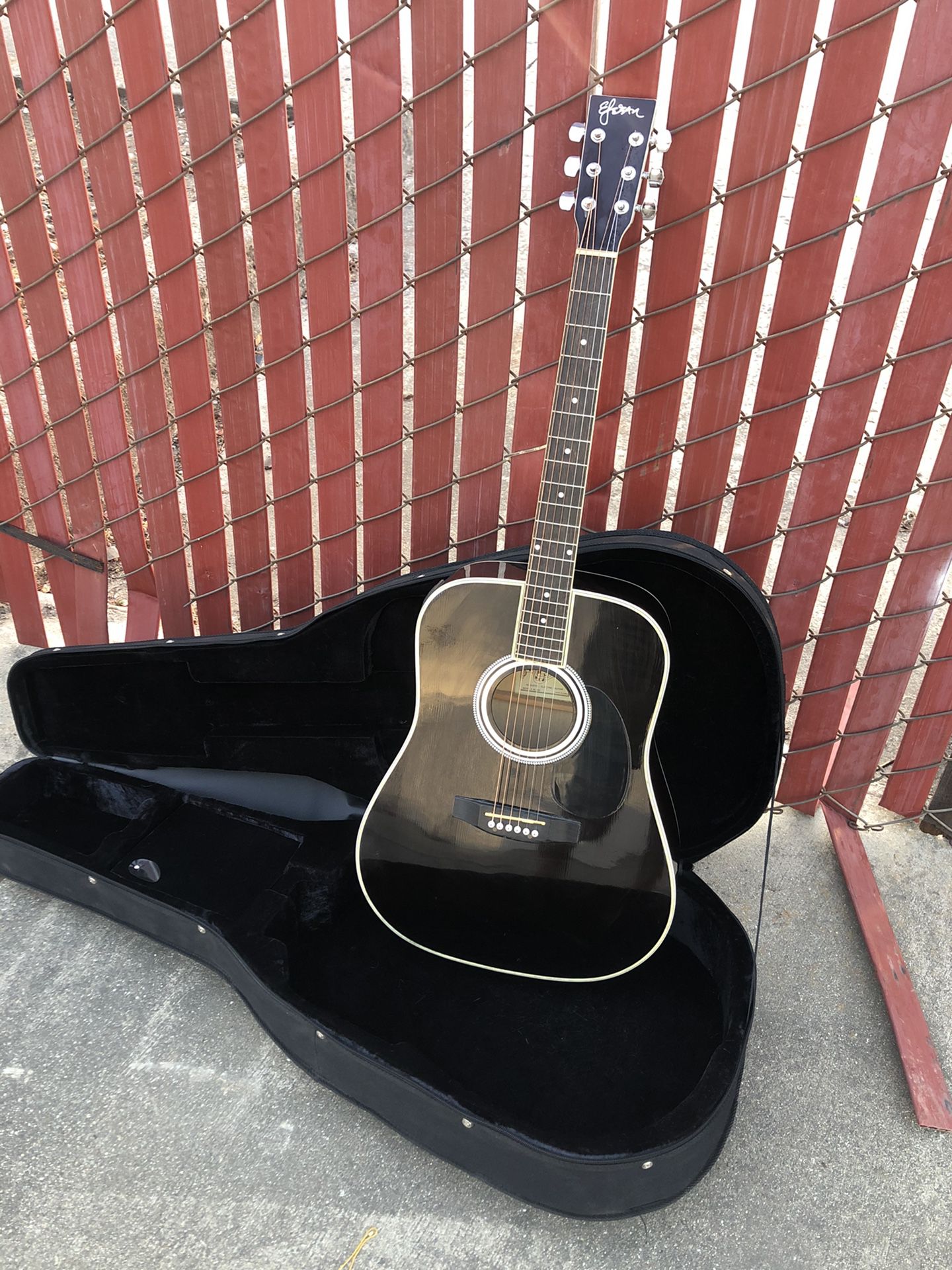 Electric acoustic fender guitar full size