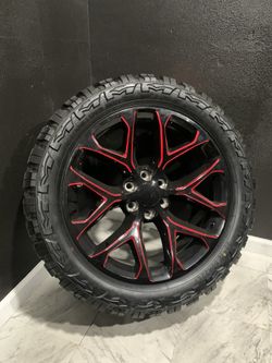 GMC STYLE WHEEL ON 33x12.50R22