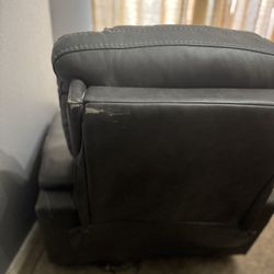 Selling Recliner 