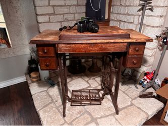 Singer sewing machine