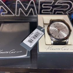 Kenneth Cole New York Watch With Box 