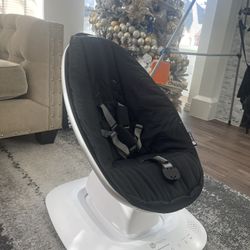 Mamaroo 4Moms 