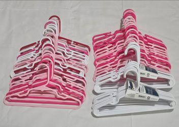 Kid hangers