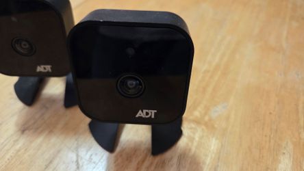 Set of 4 ADT Pulse HD Indoor Security Cameras + Cables