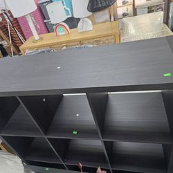 Cube cabinet