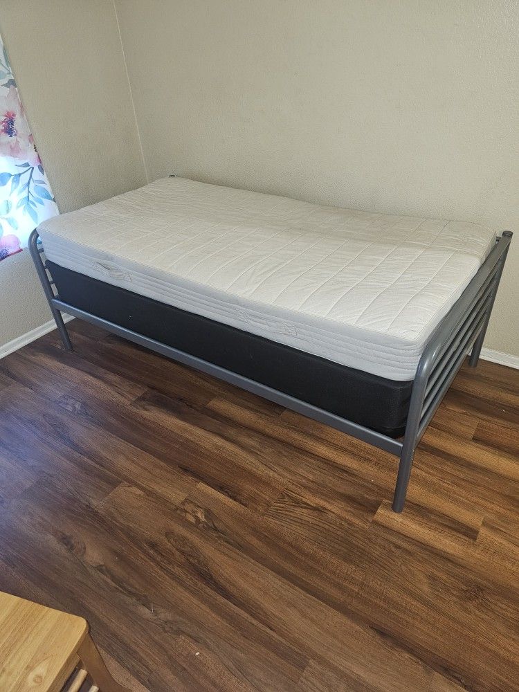 Bed Frame Box Spring And Matress