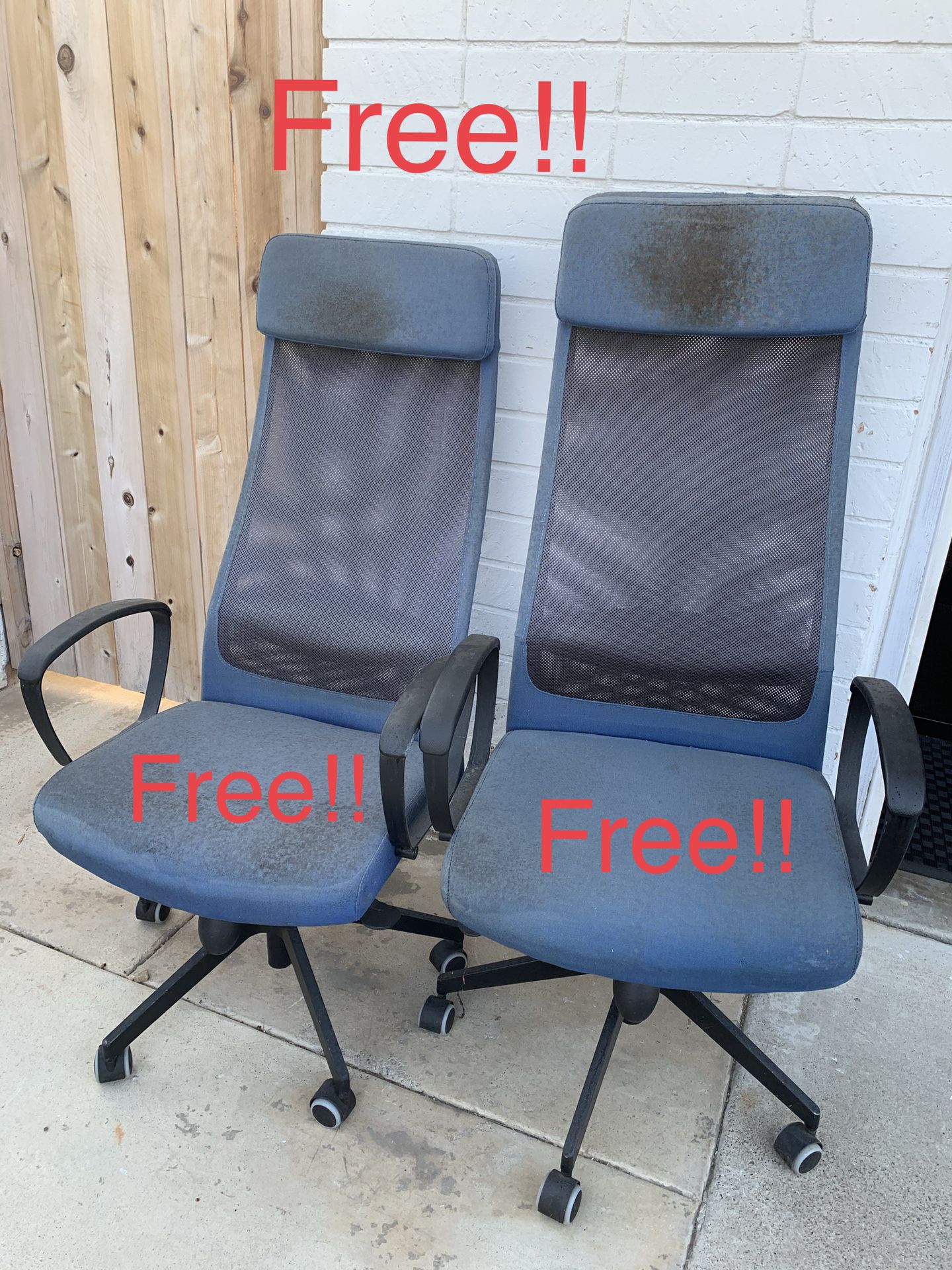 FREE!! Curbside Office chairs. NO Holds!
