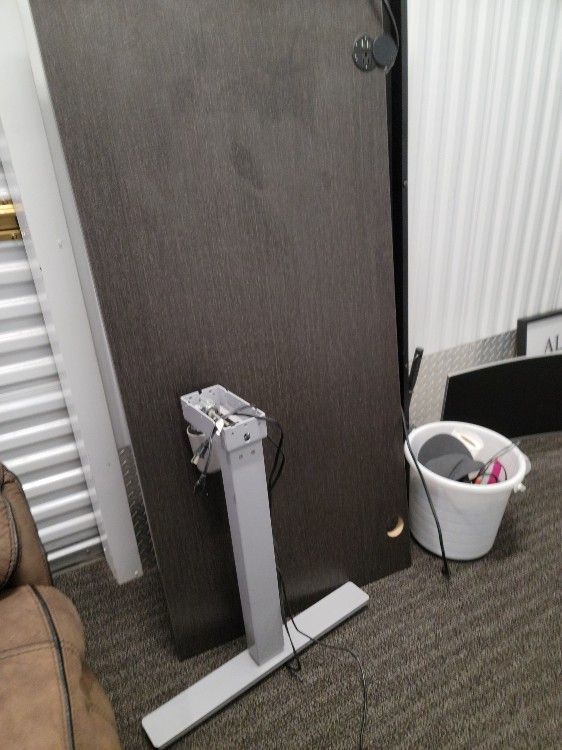 Electronic Sit Stand Desk