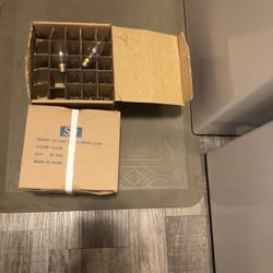Light bulbs 