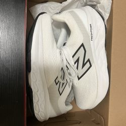 Women new balance Running Shoes Size 6