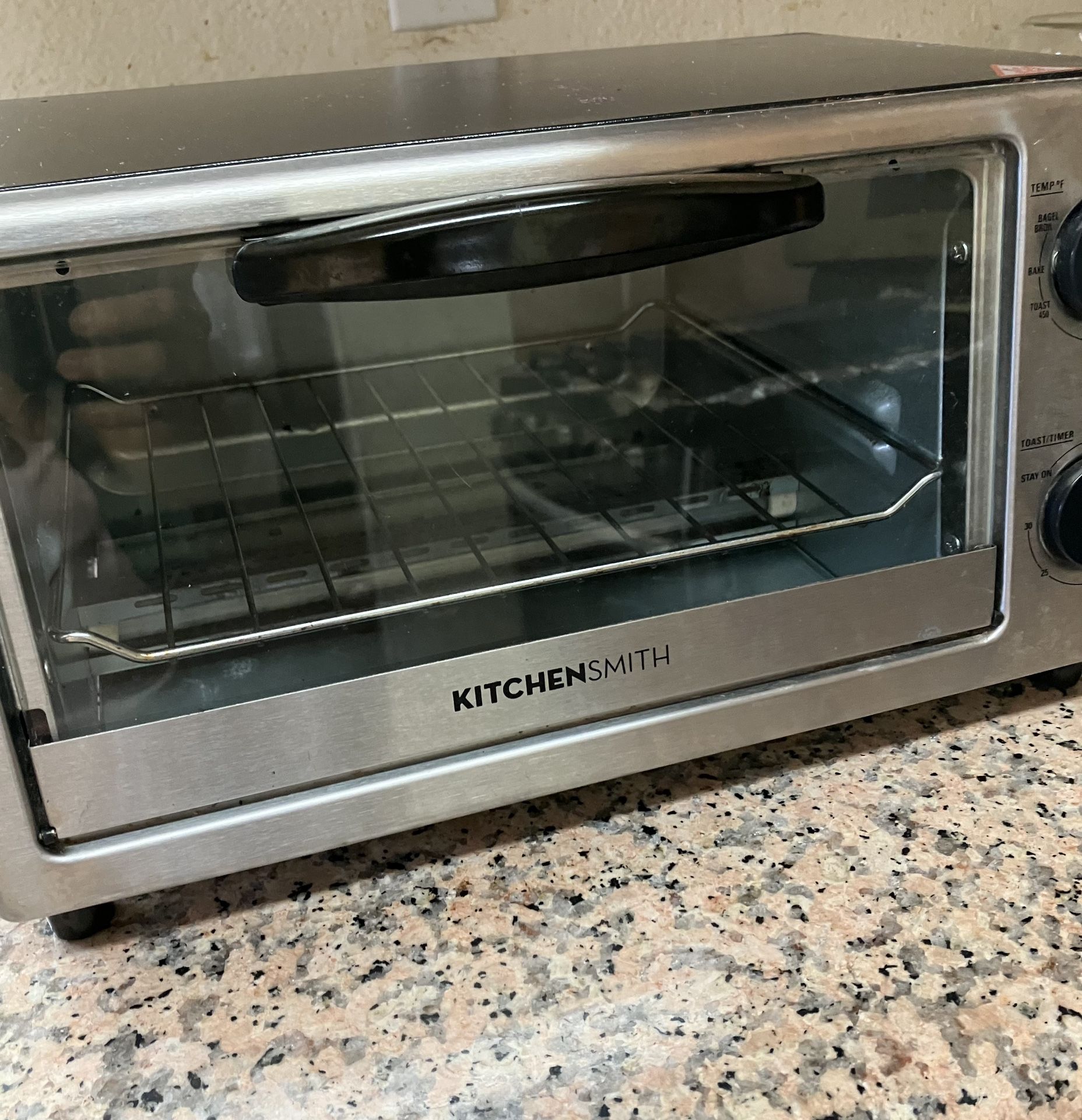 KITCHEN SMITH TOASTER OVEN BROILER for Sale in El Paso TX OfferUp
