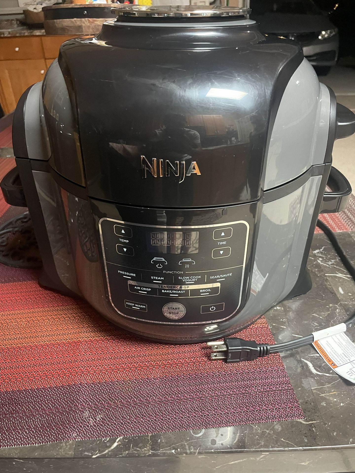 Foodi 9-in-1 6.5 Qt. Electric Pressure Cooker & Air Fryer (OP301)