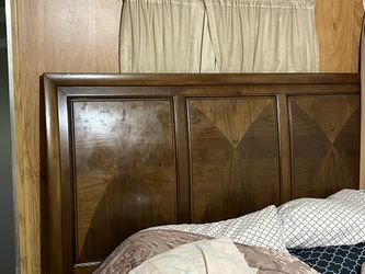 Queen size BED FRAME 