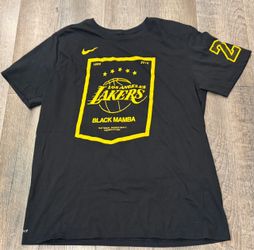 Nike Kobe Bryant Men's Retirement Shirt Banner Mens Small Mamba Day 8/24 Lakers
