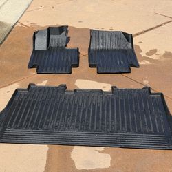 Official Tesla Cybetruck all weather floor (used, but in great condition) SKU442-G