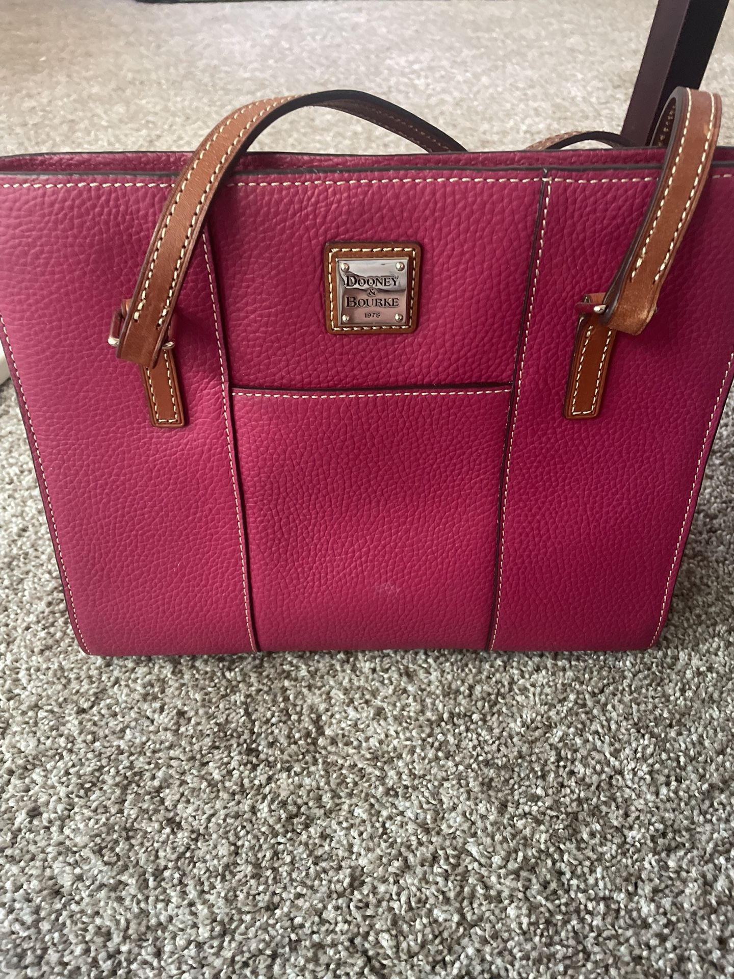 Dooney & Burke