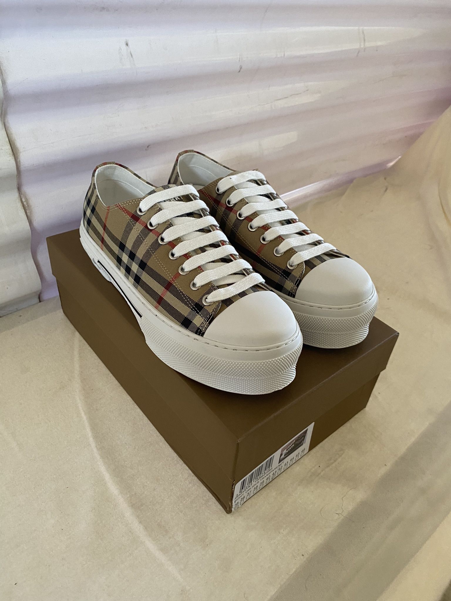 Men Burberry Shoes