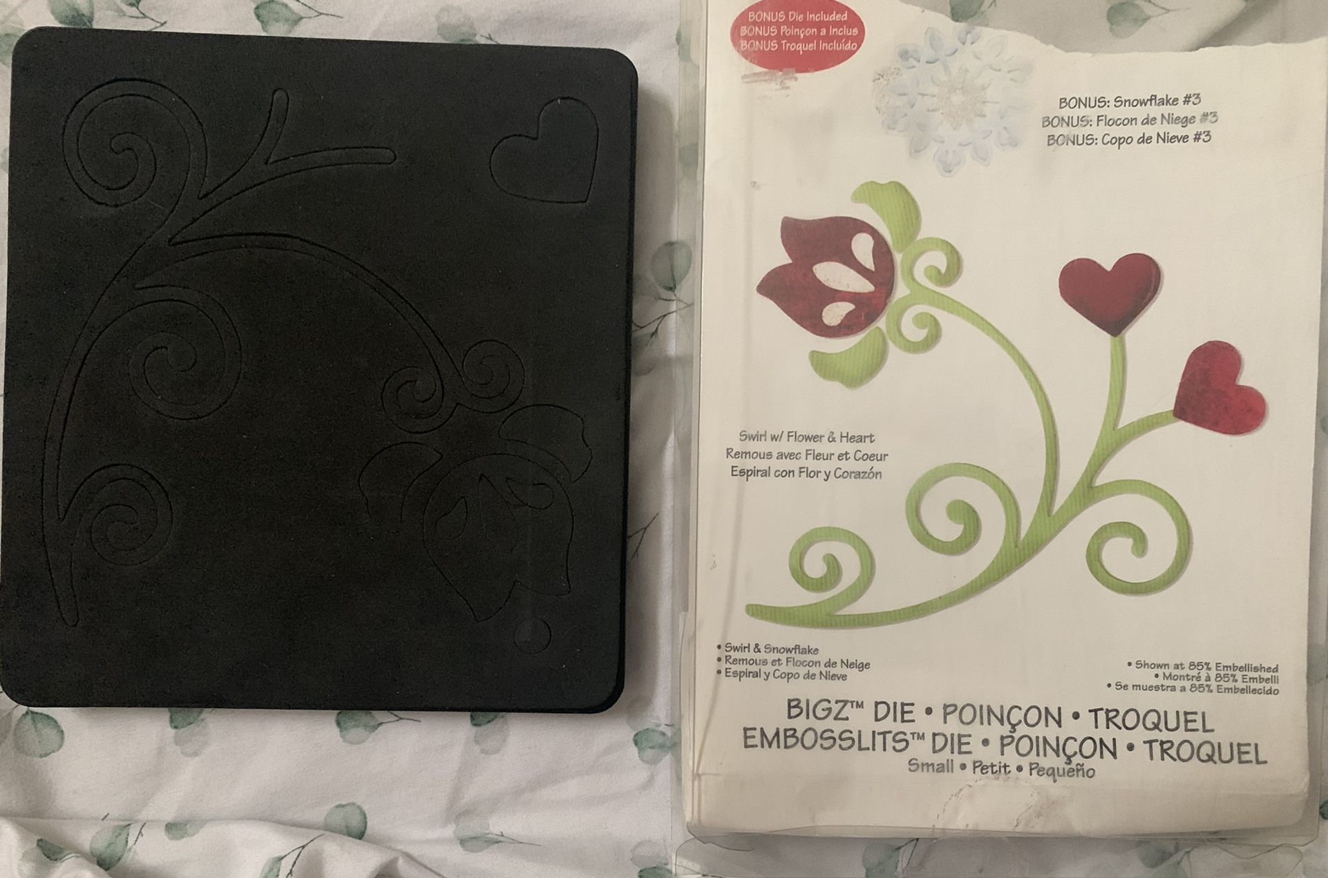 Sizzix Heart, swirl, flower Paper Fabric cutting die