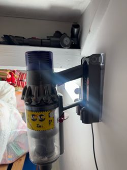 Dyson vacuum cleaner v10