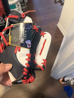 Easton Youth Baseball Glove – Brand New – 10” Pattern