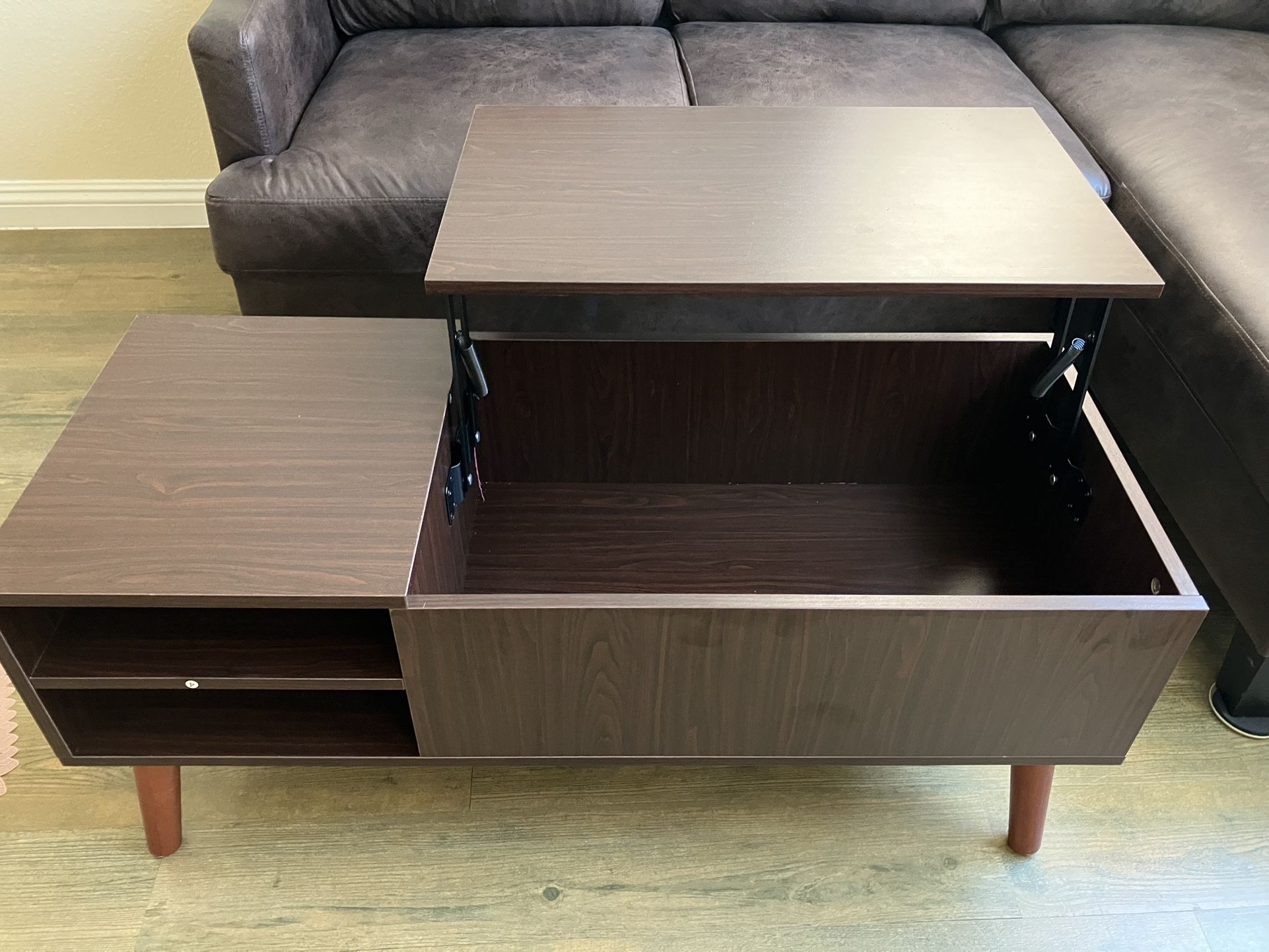 Coffee Lift Table Brand New