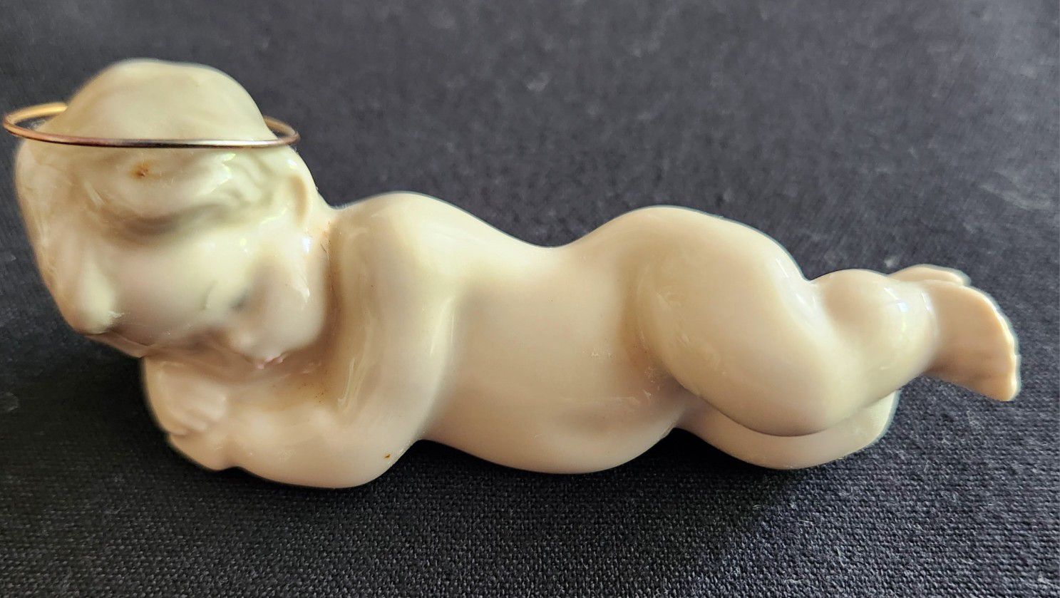 Lladro Baby Figurine 4"
