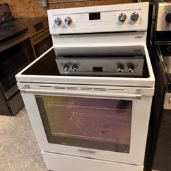 Maytag Glasstop Stove 