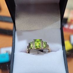 Peridot Ring 