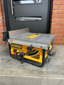 10 inch DeWALT Table Saw + brand new diablo blade